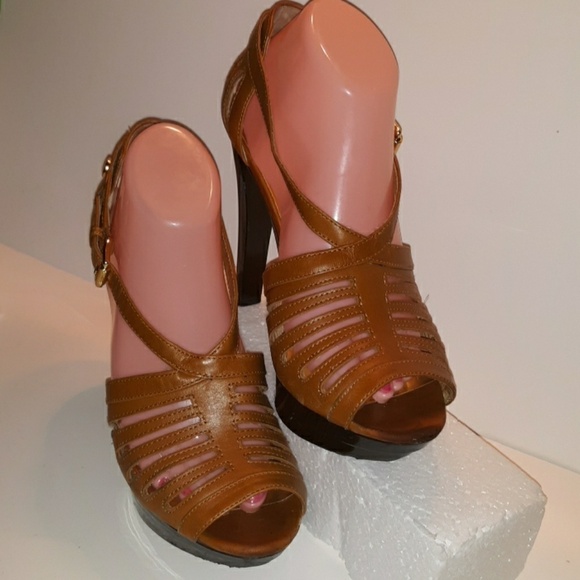 Michael by Michael Kors - Picture 2 of 7